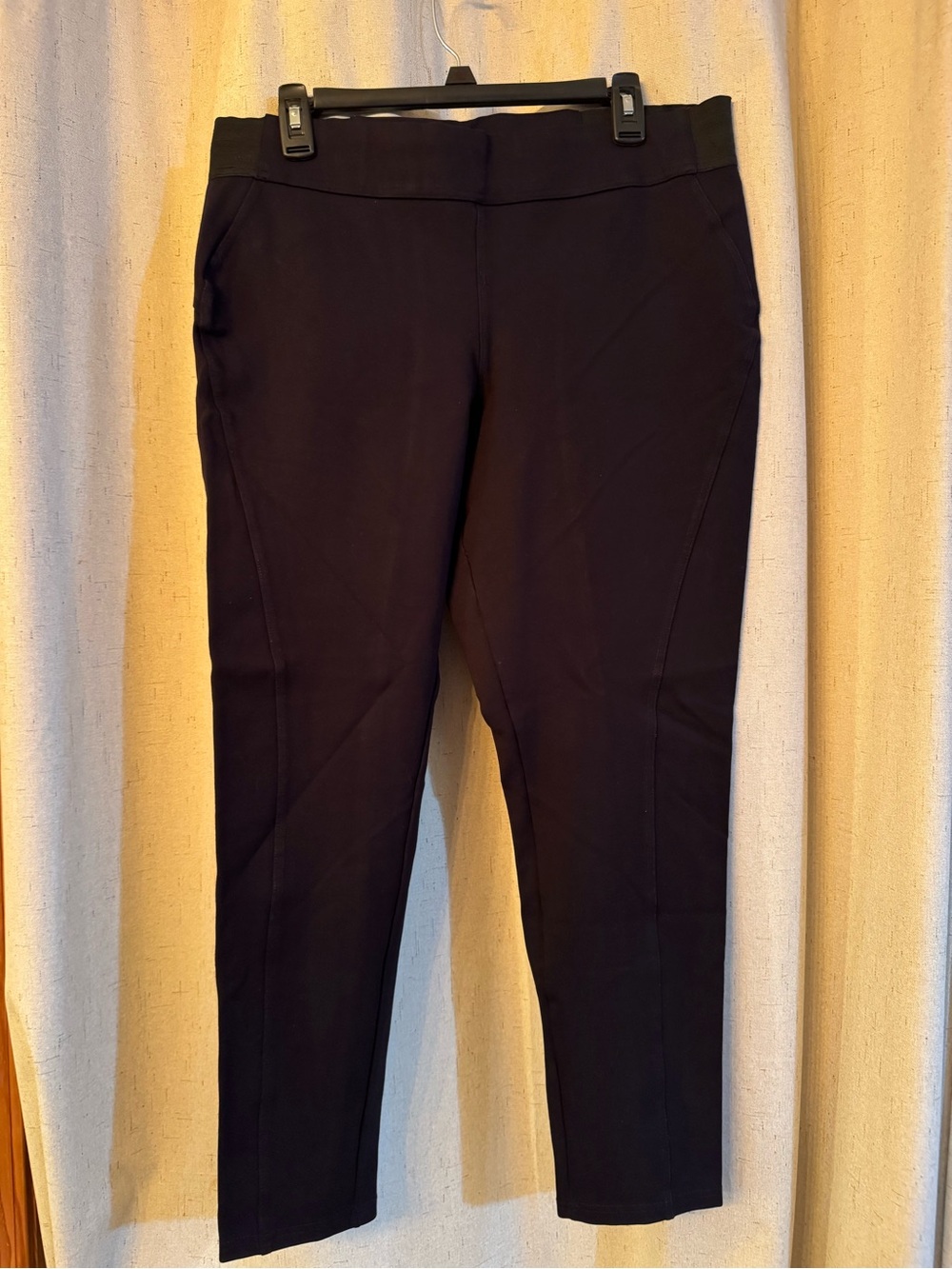 Simply Vera Vera Wang Black Ankle Ponte Pants